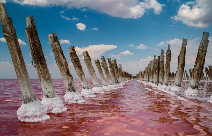 Соленое озеро Сасык-Сиваш