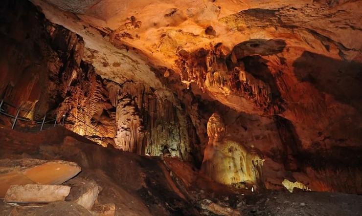 Пещеры и гроты Крыма