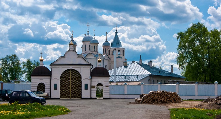 Свято-Успенский Паисиево-Галичский Монастырь