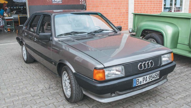 Audi 80 1986 г.