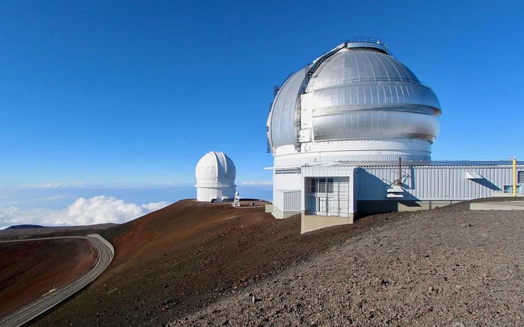 Обсерватория на вершине вулкана Мауна-Кеа на Гавайских островах