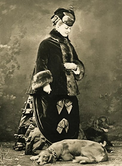 Светлейшая княгиня Екатерина Михайловна Юрьевская. Фотография С. Левицкого 