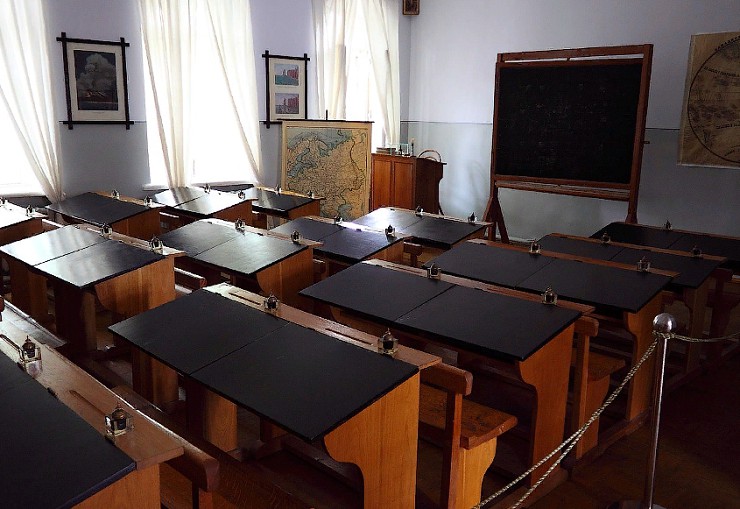 Классная комната Симбирской классической гимназии, где учился В. Ульянов 