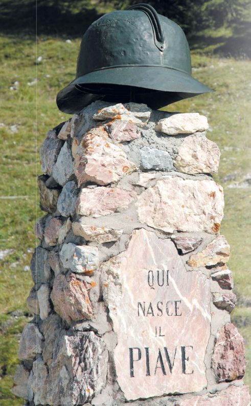 Мемориал в Альпах итальянским солдатам, погибшим в Первой мировой войне
