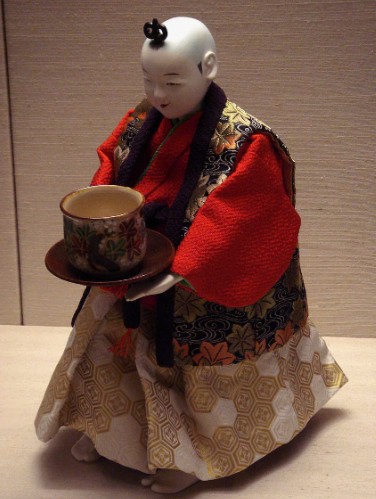 Японская кукла каракури-нингё