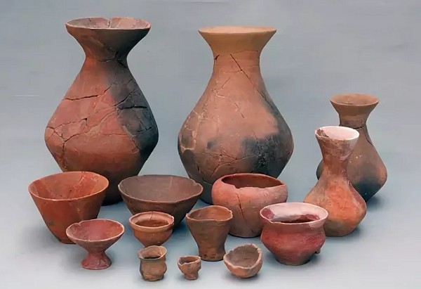 древние керамические изделия