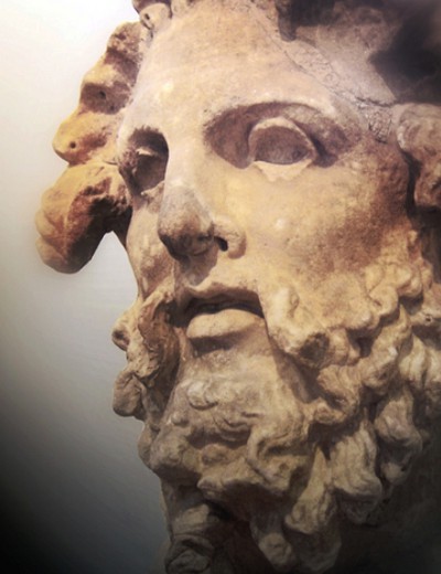 Голова Титана, в Национальном Археологическом Музее в Афинах