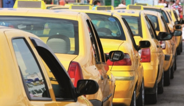 Знаменитое желтое нью-йоркское такси