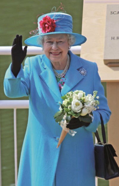 Королева Англии — Елизавета II 