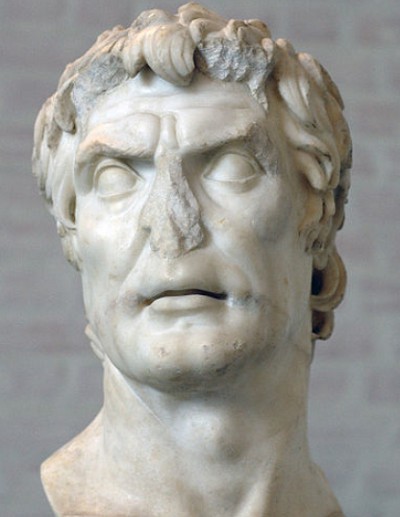 Скульптурный портрет I в. до н. э. — II в. н. э., с XIX века обычно отождествлявшийся с Суллой, но в настоящее время обычно называемый «псевдо-Сулла»