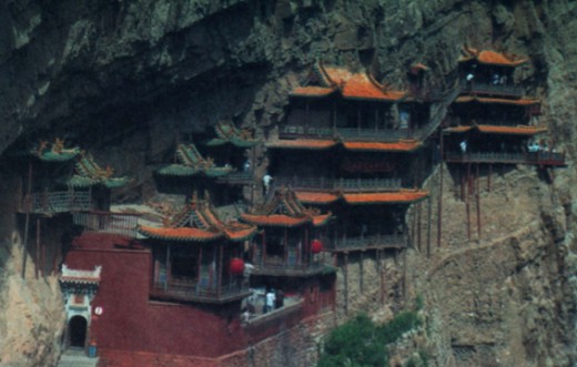Висячий храм на Хенг-Шане, священной даосской горе на севере Китая