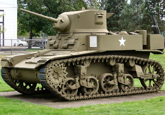 танк «Стюарт»