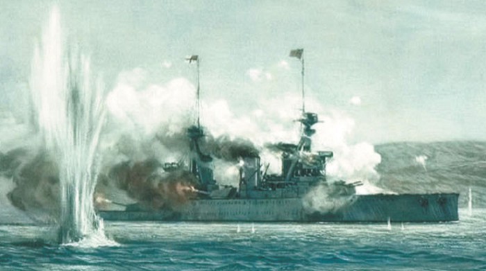 Британский крейсер «Инвизибл» в Ютландском бою