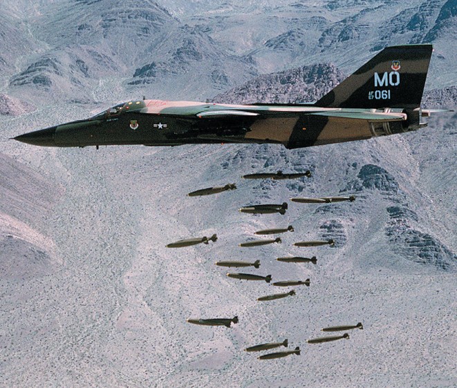Штурмовик F-111