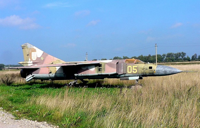 Списанный МиГ-23