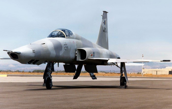 Самолет-разведчик RF-5E