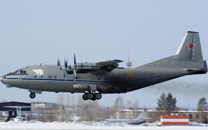 Морской самолет Ан-12ПС