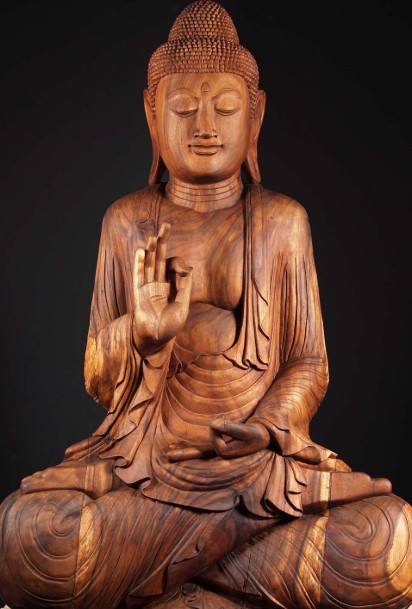 Деревянная скульптура Будды
