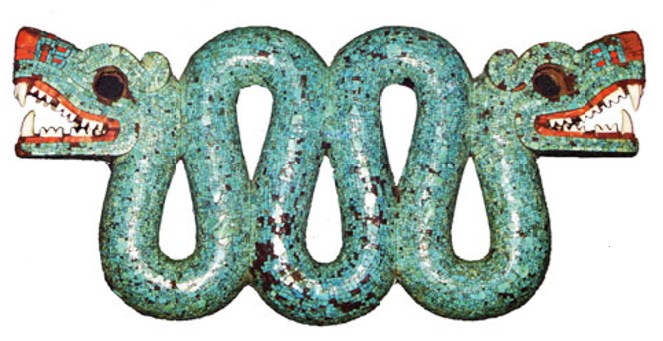 Двухголовый змей Кецалькоатль. Дерево, бирюза. XVI в.
