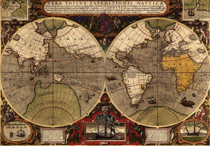 На старинной карте мира показаны пути двух кругосветных путешествий английских пиратов: Френсиса Дрейка и Томаса Кавендиша. 1586–1588 гг.
