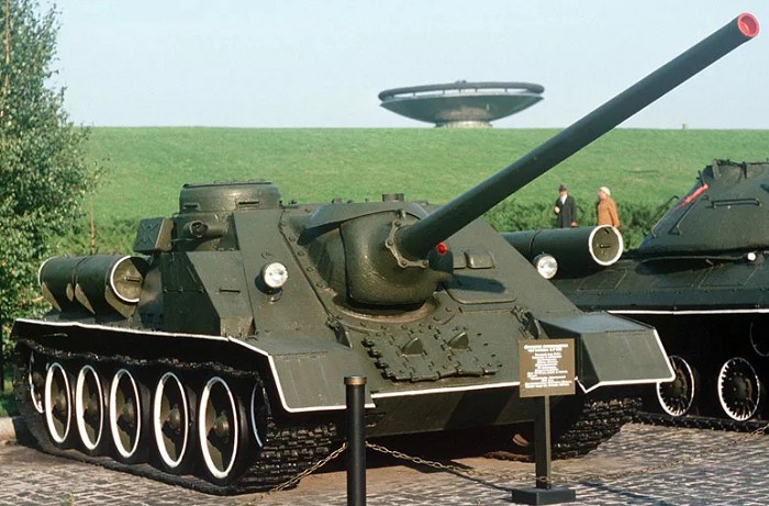 СУ-85