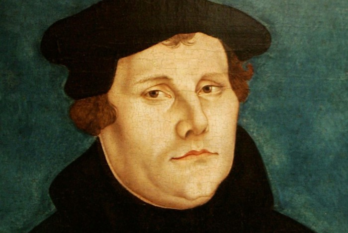 Священник Мартин Лютер