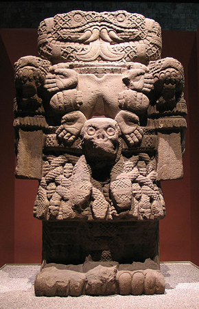 Статуя Коатликуэ, музей в Мехико